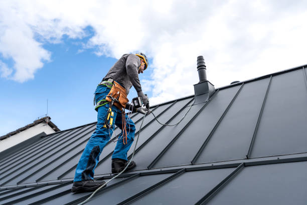 Best Emergency Roof Repair Services  in Pinconning, MI